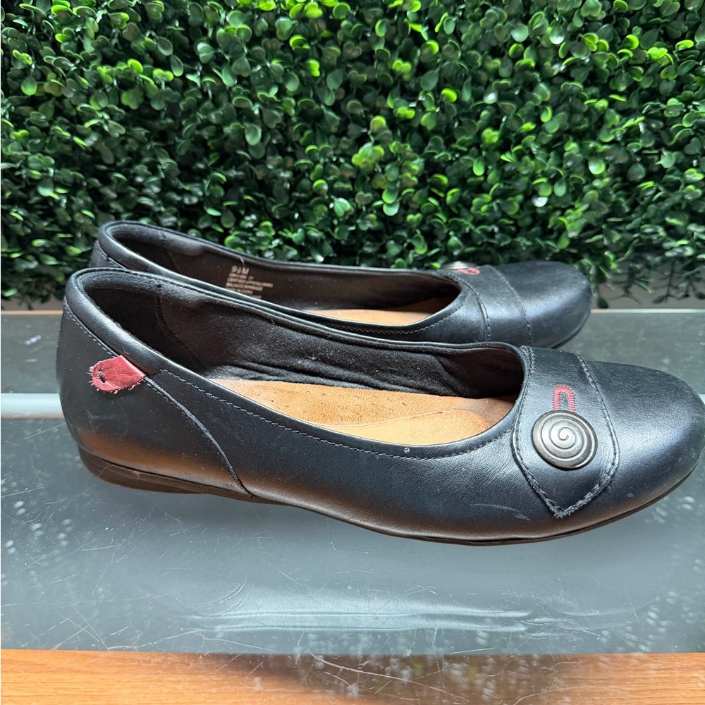 Stylish Black and Red Women's Slippers